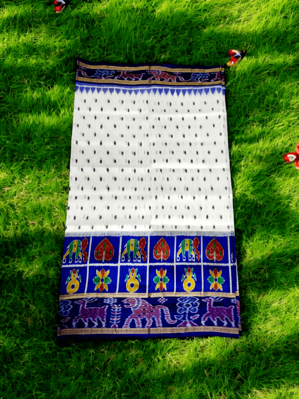 Nuapatna Khandua Saree in White